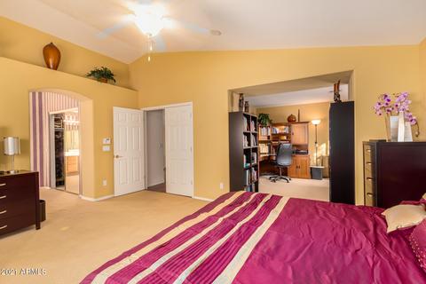 1048 S Roca St, Gilbert, AZ 85296 photo 8