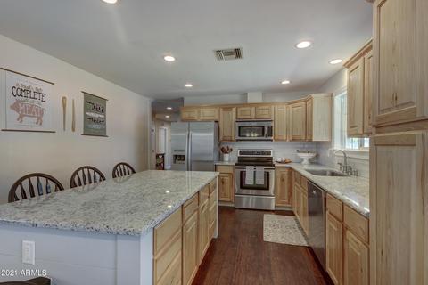 146 W Hackamore Ave, Gilbert, AZ 85233 photo 17