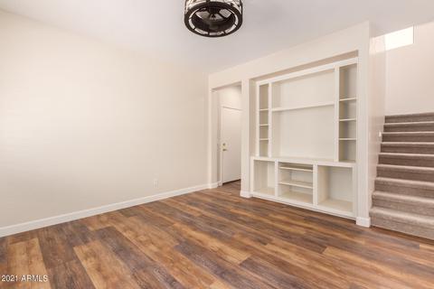 54 E Catclaw St, Gilbert, AZ 85296 photo 4