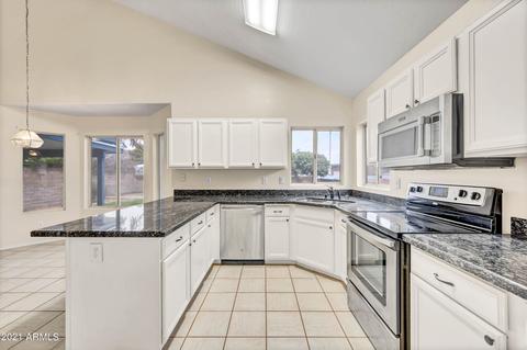 2530 E Taro Ln, Phoenix, AZ 85050 photo 15