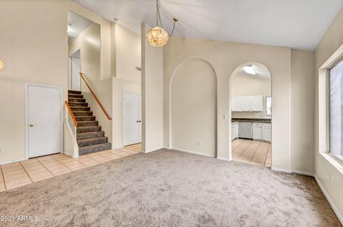 2530 E Taro Ln, Phoenix, AZ 85050 photo 9