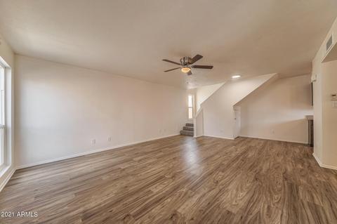 2677 E Oakleaf Dr, Tempe, AZ 85288 photo 2
