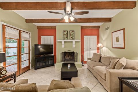 3433 E Calaveros Dr, Phoenix, AZ 85028 photo 9