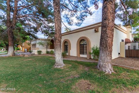 3433 E Calaveros Dr, Phoenix, AZ 85028 photo 4