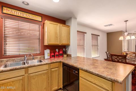 2746 E Megan St, Gilbert, AZ 85295 photo 9