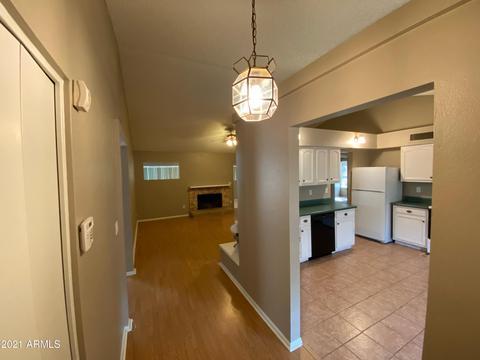 1017 E Utopia Rd, Phoenix, AZ 85024 photo 2