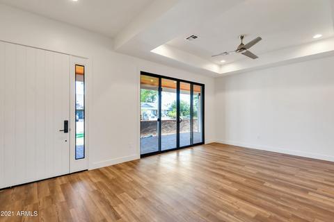 4601 E Beverly Ln, Phoenix, AZ 85032 photo 3