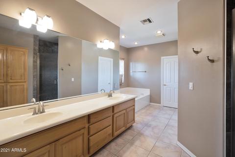 4486 E Desert Ln, Gilbert, AZ 85234 photo 62