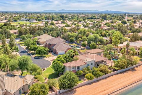 4486 E Desert Ln, Gilbert, AZ 85234 photo 14