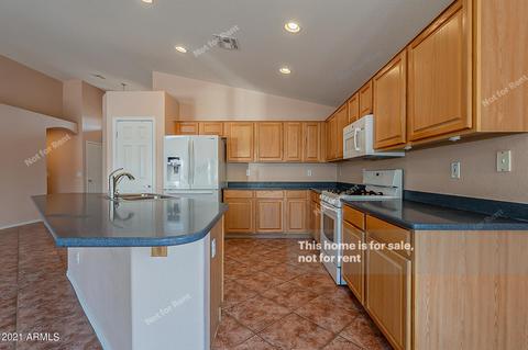 9732 E Kiowa Ave, Mesa, AZ 85209 photo 4