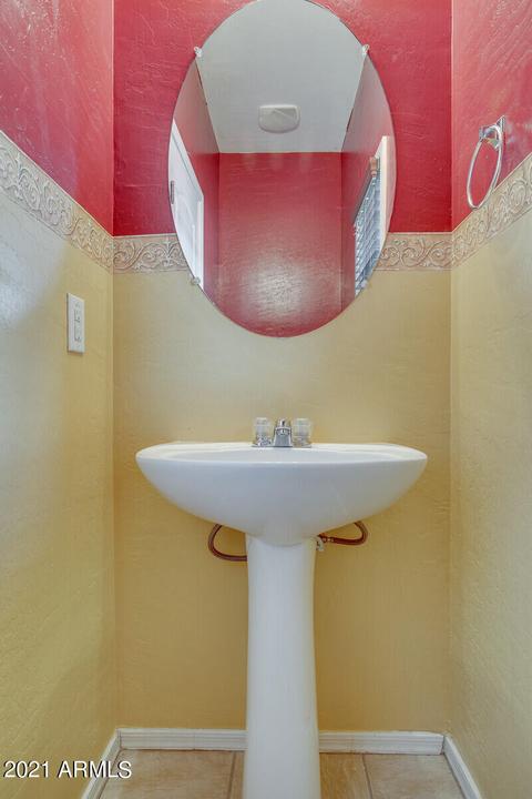 2142 E Sunland Ave, Phoenix, AZ 85040 photo 13