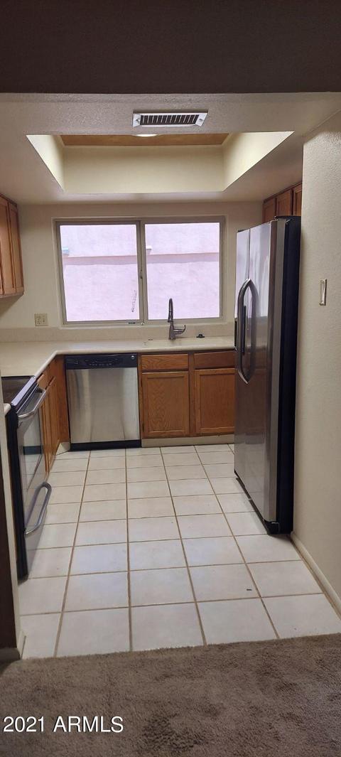 4329 E Vaughn Dr, Phoenix, AZ 85044 photo 6