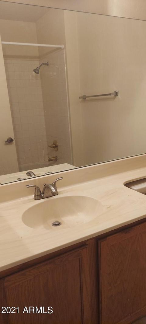 4329 E Vaughn Dr, Phoenix, AZ 85044 photo 9