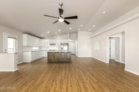 5758 E Leonora St, Mesa, AZ 85215 photo 9