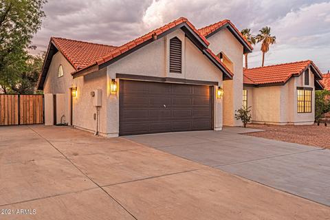 1956 E Sunburst Ln, Tempe, AZ 85284