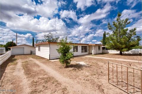 109 Cochise Dr, Bisbee, AZ 85603 photo 4