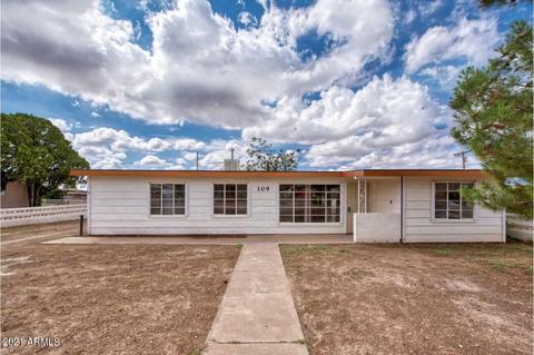 109 Cochise Dr, Bisbee, AZ 85603 photo 3