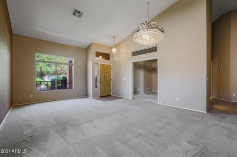 1517 E Black Diamond Dr, Gilbert, AZ 85296 photo 5