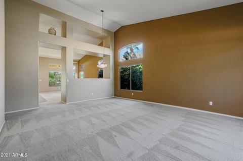 1517 E Black Diamond Dr, Gilbert, AZ 85296 photo 2