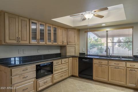 4527 E Sandra Ter, Phoenix, AZ 85032 photo 8