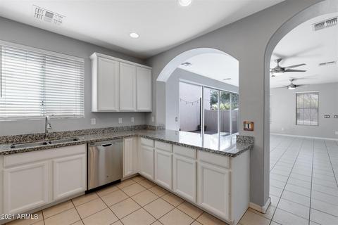 3761 E Hans Dr, Gilbert, AZ 85296 photo 10