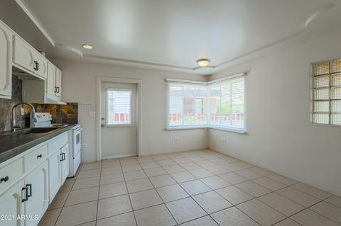 28 E Foothill Dr, Phoenix, AZ 85020 photo 9