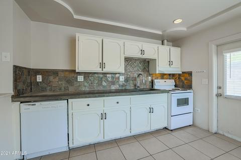 28 E Foothill Dr, Phoenix, AZ 85020 photo 13