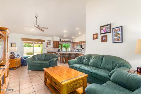 4624 E Sandra Ter, Phoenix, AZ 85032 photo 7