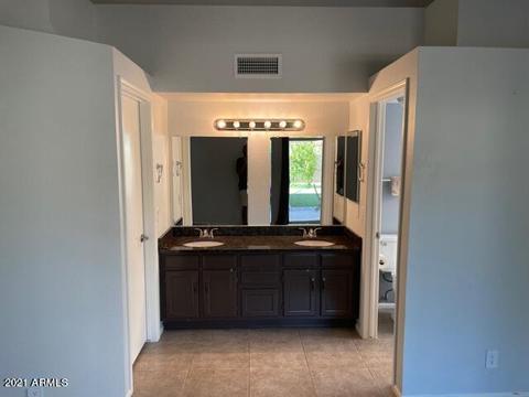 902 E Vaughn Ave, Gilbert, AZ 85234 photo 8