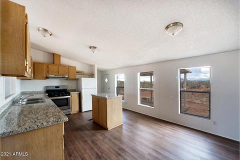 8564 E Nevada Dr, Hereford, AZ 85615 photo 9