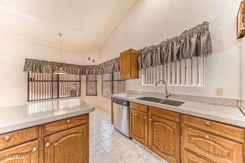 2732 E Rockledge Rd, Phoenix, AZ 85048 photo 11