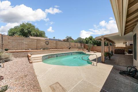 2732 E Rockledge Rd, Phoenix, AZ 85048 photo 2