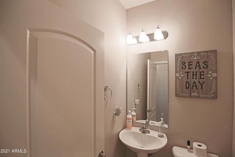 1426 E Constance Way, Phoenix, AZ 85042 photo 12