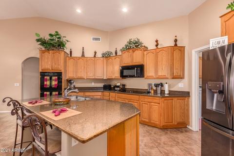 3718 E Del Rio St, Gilbert, AZ 85295 photo 9