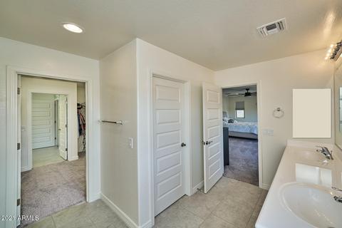 2415 E Runaway Bay Pl, Gilbert, AZ 85298 photo 24