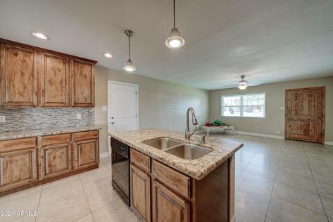 415 E Continental Dr, Tempe, AZ 85288 photo 6