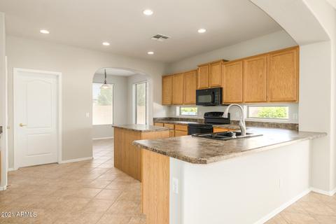 4070 E Shannon St, Gilbert, AZ 85295 photo 10