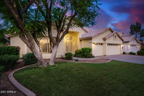 263 S Tiago Dr, Gilbert, AZ 85233 photo 2