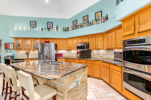 263 S Tiago Dr, Gilbert, AZ 85233 photo 11