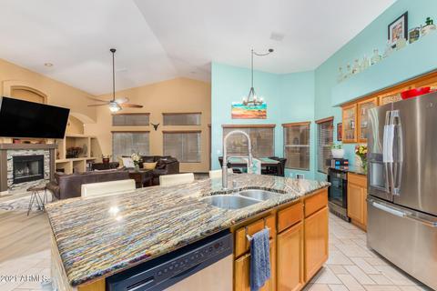 263 S Tiago Dr, Gilbert, AZ 85233 photo 13