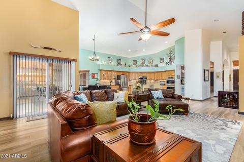 263 S Tiago Dr, Gilbert, AZ 85233 photo 6