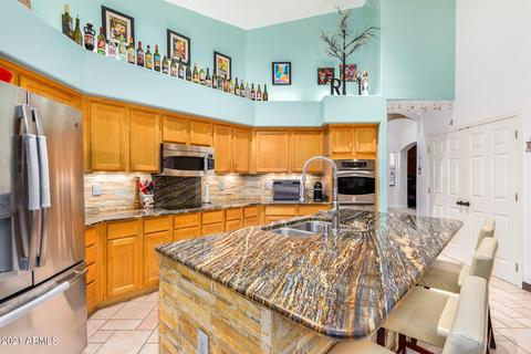 263 S Tiago Dr, Gilbert, AZ 85233 photo 9