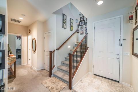 916 S Pheasant Dr, Gilbert, AZ 85296 photo 4