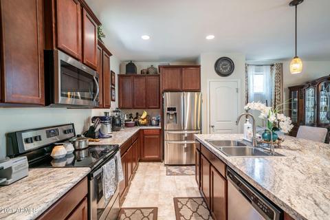 916 S Pheasant Dr, Gilbert, AZ 85296 photo 6