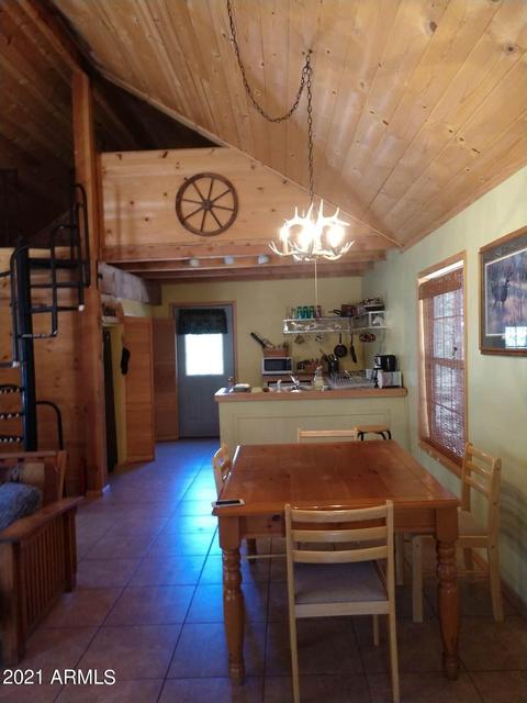 2001 Judy Ranch Rd, Overgaard, AZ 85933 photo 6