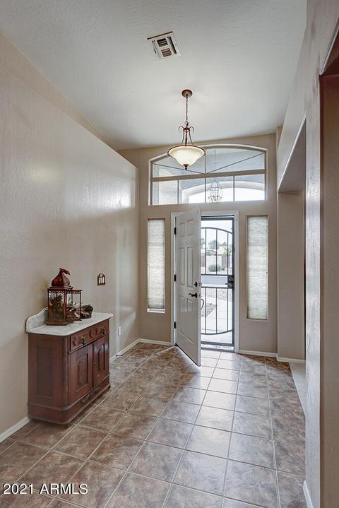 436 W Johnson Dr, Gilbert, AZ 85233 photo 5