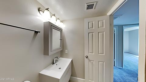 6749 W Devonshire Ave, Phoenix, AZ 85033 photo 9