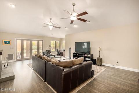 3622 E Thunderhill Pl, Phoenix, AZ 85044 photo 4