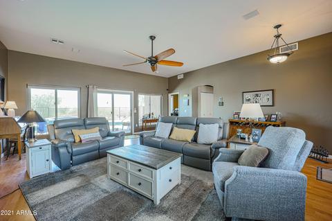 223 E Canyon St, Apache Junction, AZ 85119 photo 5