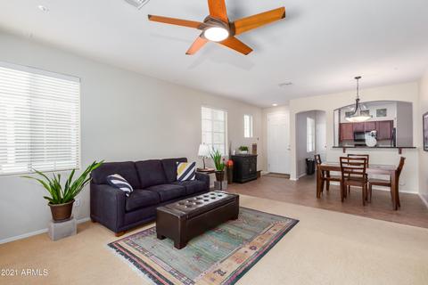 945 S Colonial Dr, Gilbert, AZ 85296 photo 4